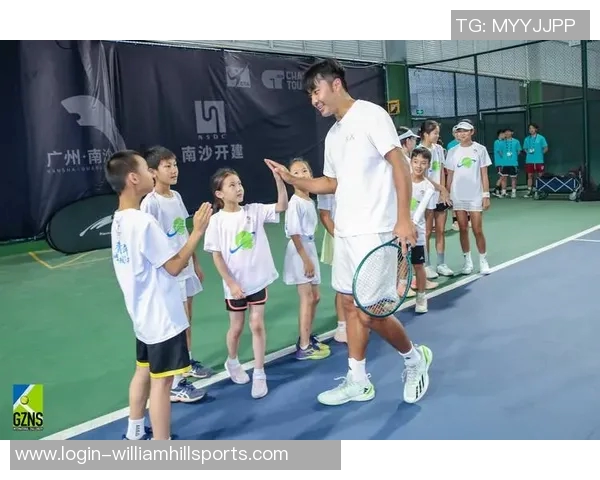 英超网球巨献揭秘深圳网球队的默契合作与团队精神 英超网球巨献揭秘深圳网球队的默契合作与团队精神