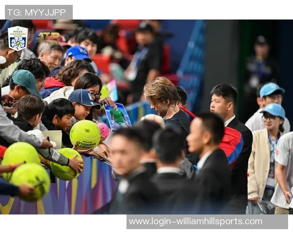 实时新闻上海网球队在邀请赛中的比赛经验与表现分析